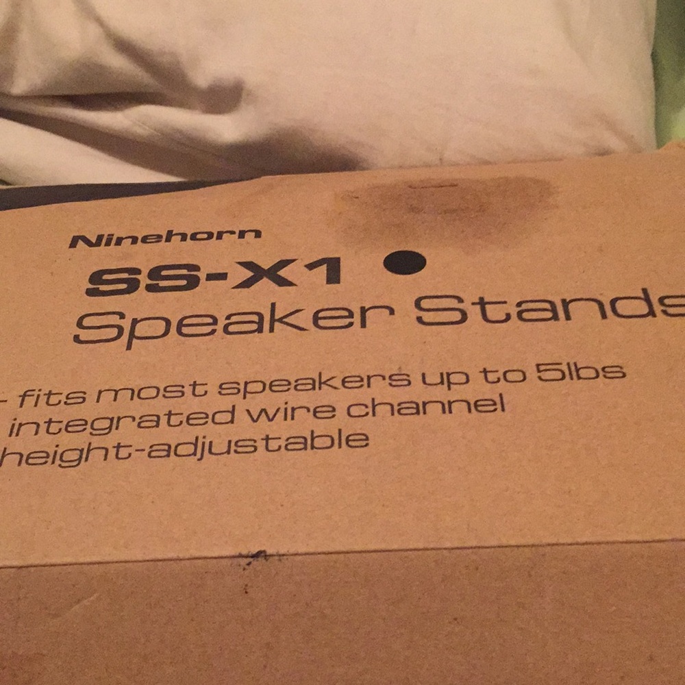 SS-X1 Speaker Stands